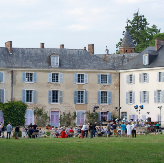 L’Ain, de clocher en château !